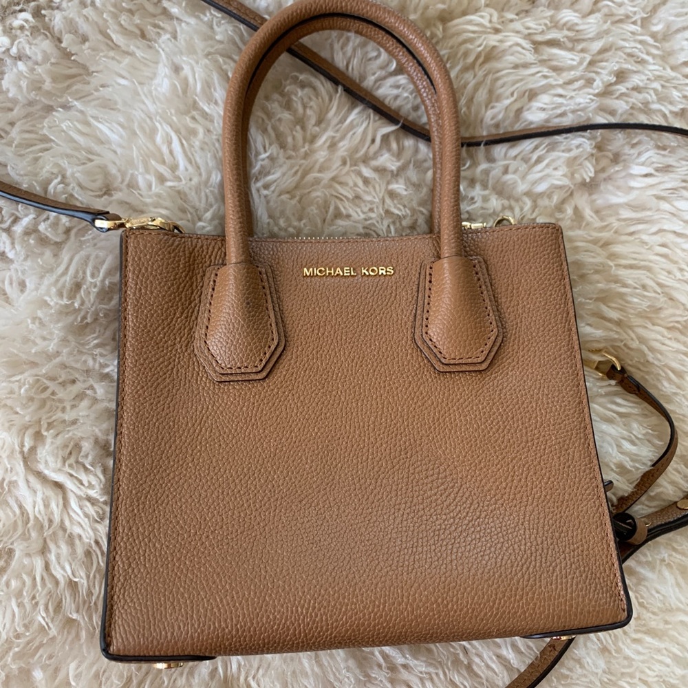Michael Kors Small Caramel Mercer